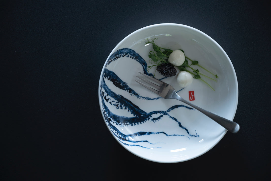 multi tentacle blue 8.5" bowl